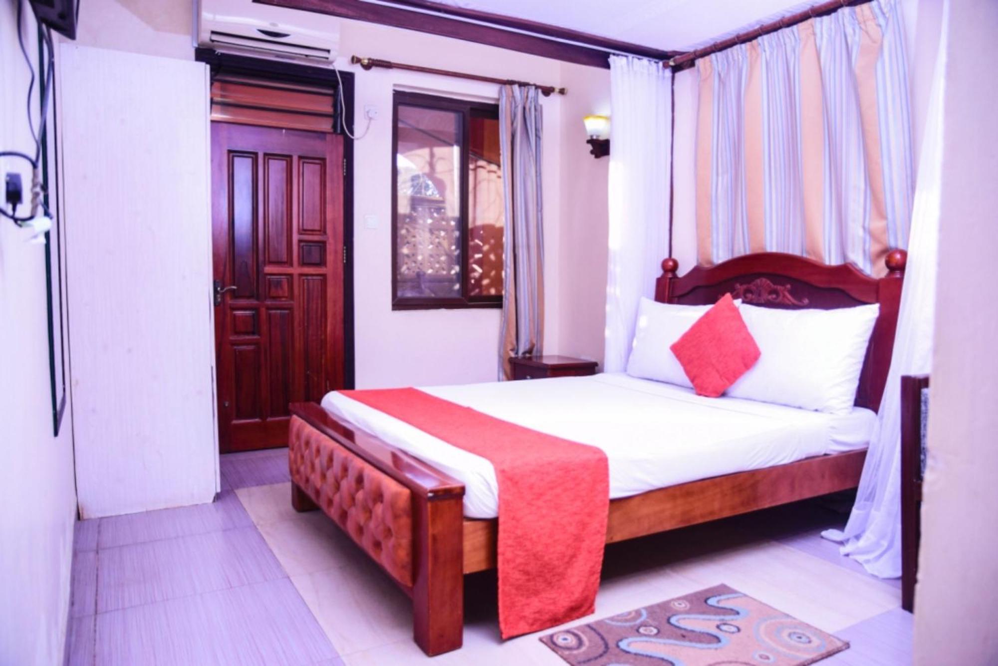 Lambada Holiday Resort Mombasa Mtwapa Eksteriør bilde