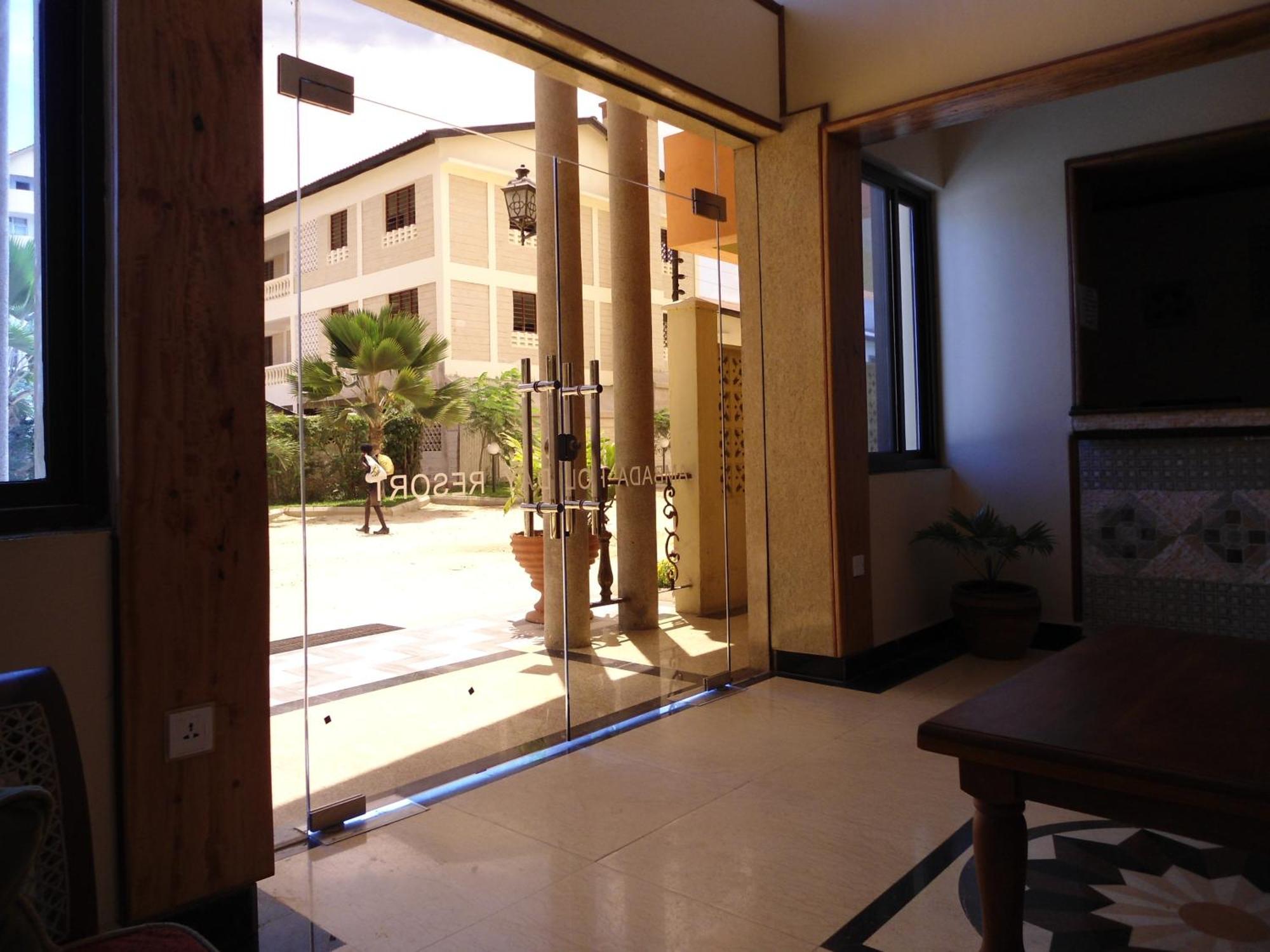 Lambada Holiday Resort Mombasa Mtwapa Eksteriør bilde